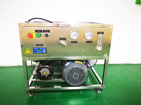 С�ͺ�ˮ�����C  1��/��  0.5��/��